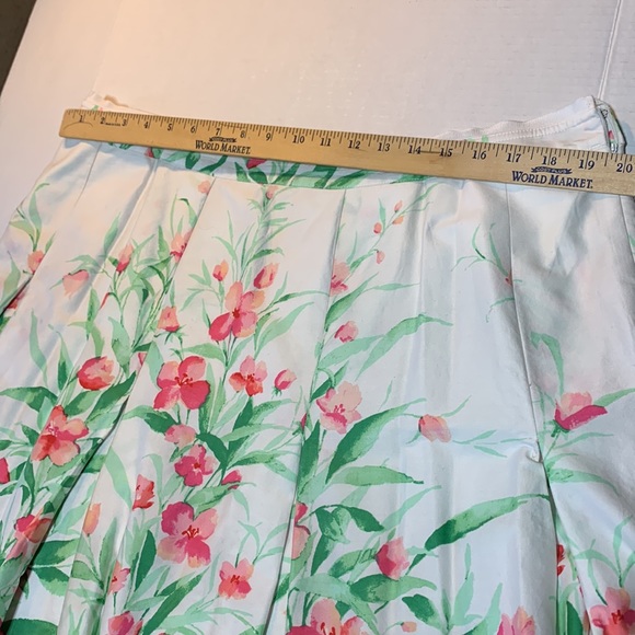 Jones New York Full A line Modern Flowers Skirt size 18 - Picture 4 of 7